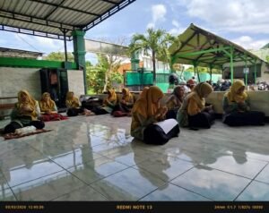 Ramadan Penuh Makna di MIN 2 Sidoarjo: Memuliakan Al-Qur’an, Mengirim Doa untuk Rekan Tercinta